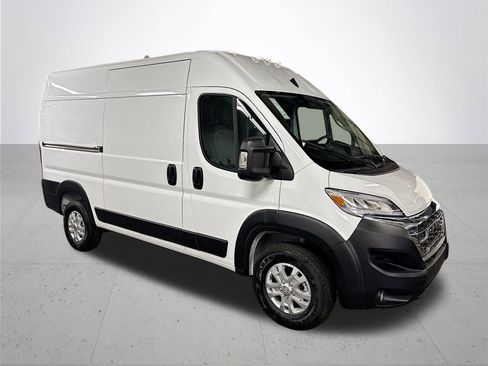 New 2026 RAM ProMaster 2500 w/ Quick Order Package 22G SLT FWD image 4