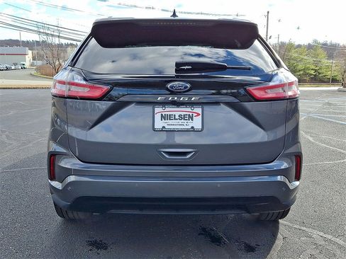 Used 2022 Ford Edge ST-Line image 23