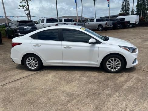 Used 2022 Hyundai Accent SEL FWD image 4