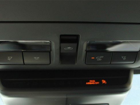 Used 2025 MAZDA CX-70 3.3 Turbo w/ Premium Plus Pkg image 31