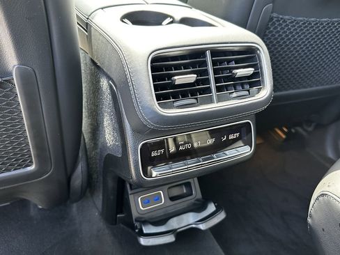 Certified 2025 Mercedes-Benz GLS 450 4MATIC image 27