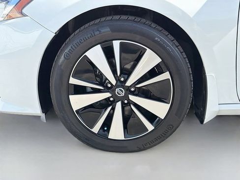 Used 2021 Nissan Altima 2.5 SL FWD image 45