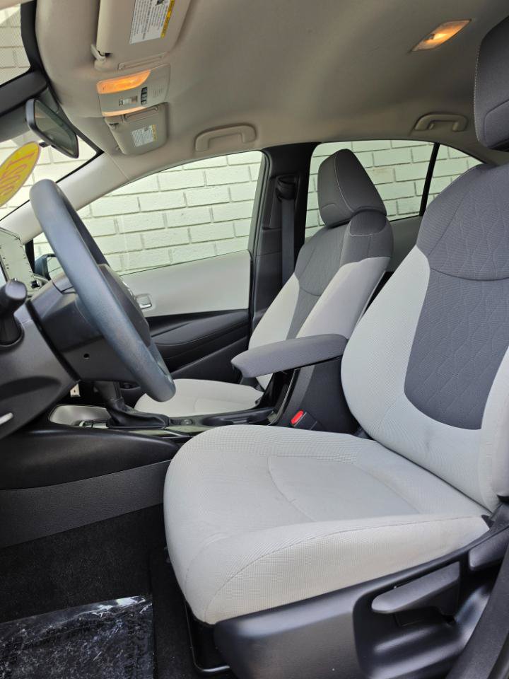 Used 2021 Toyota Corolla LE FWD image 11