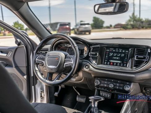 Used 2023 Dodge Durango SXT RWD image 15