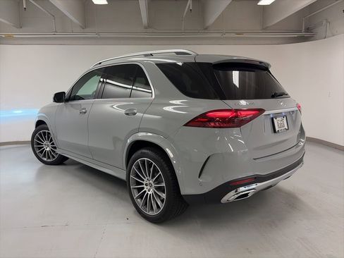Used 2024 Mercedes-Benz GLE 350 4MATIC w/ AMG Line Exterior image 7