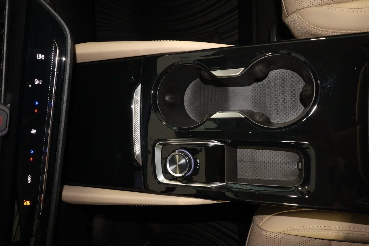 Certified 2026 Buick Envision Preferred AWD/4WD image 15