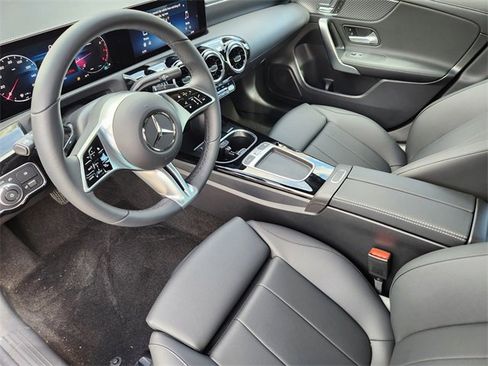 Certified 2025 Mercedes-Benz CLA 250 4MATIC image 7