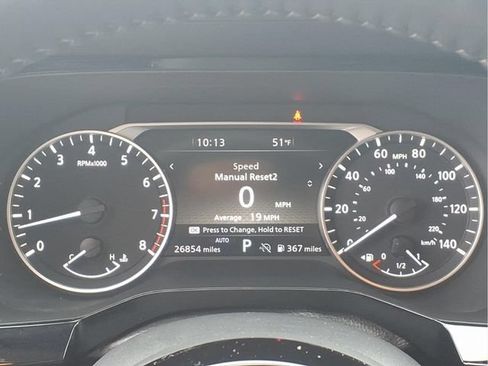 Used 2025 Nissan Pathfinder SL AWD/4WD image 12