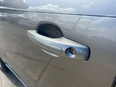 Used 2019 Lincoln MKC Select w/ Select Plus Package image 27