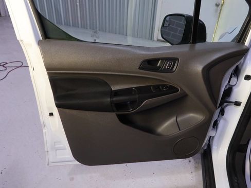 Used 2020 Ford Transit Connect XL image 23