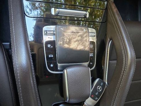Used 2020 Mercedes-Benz GLE 450 4MATIC image 22