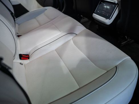 Used 2022 Tesla Model S Plaid image 29