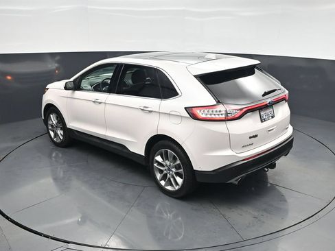 Used 2018 Ford Edge Titanium w/ Equipment Group 302A AWD/4WD image 42