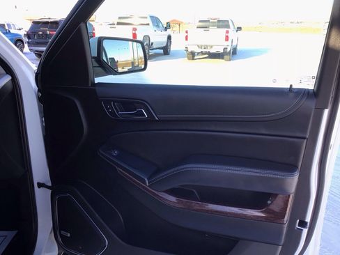 Used 2020 GMC Yukon XL SLT image 18