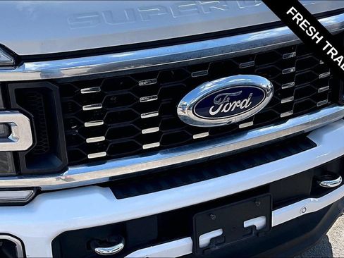 Used 2024 Ford F350 Platinum w/ FX4 Off-Road Package AWD/4WD image 33