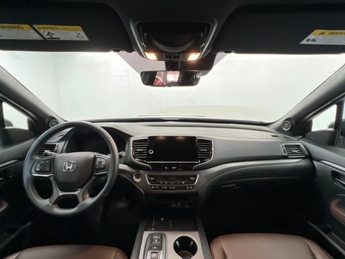 Used 2024 Honda Ridgeline RTL image 10