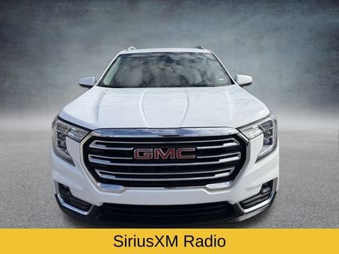 Used 2023 GMC Terrain SLT image 11