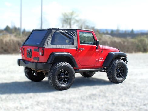 Used 2009 Jeep Wrangler X image 7