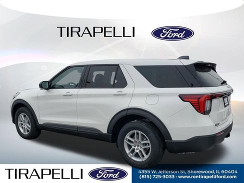 New 2026 Ford Explorer Active image 3
