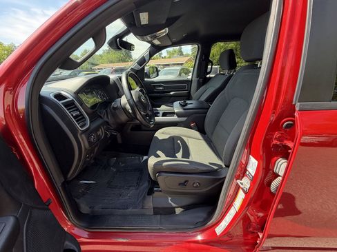 Used 2023 RAM 1500 Big Horn AWD/4WD image 11