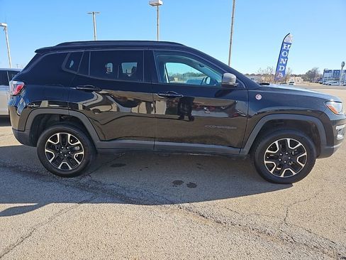 Used 2020 Jeep Compass Trailhawk AWD/4WD image 4