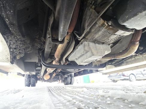 Used 2011 Ford E-450 and Econoline 450 Super Duty w/ Shuttle Bus Prep Pkg image 22