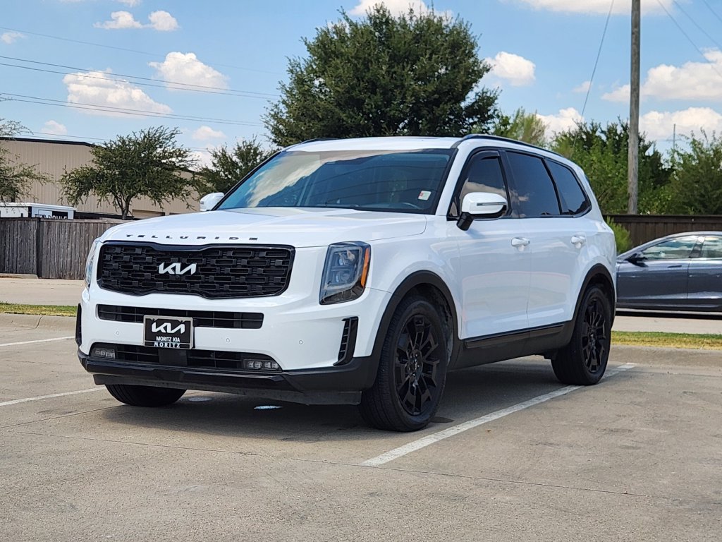 Used 2022 Kia Telluride SX w/ SX Prestige Package AWD/4WD image 3