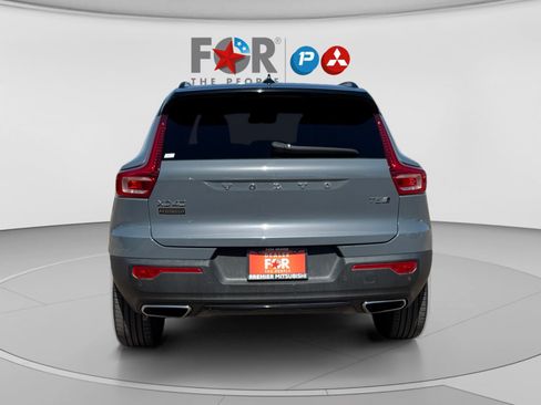 Used 2020 Volvo XC40 T5 R-Design w/ Protection Package AWD/4WD image 4
