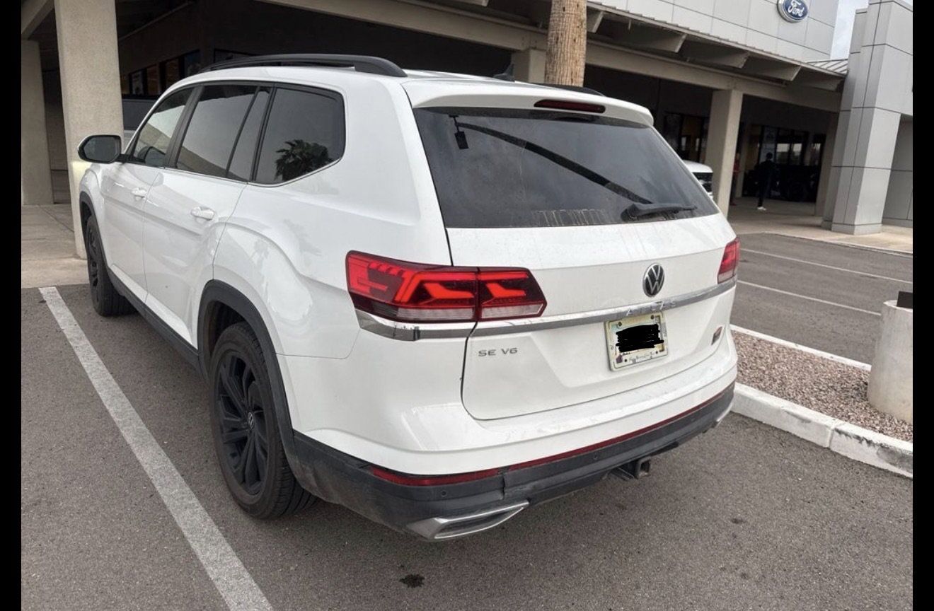 Used 2022 Volkswagen Atlas SE FWD image 2