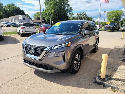 Used 2021 Nissan Rogue SV AWD/4WD image 1