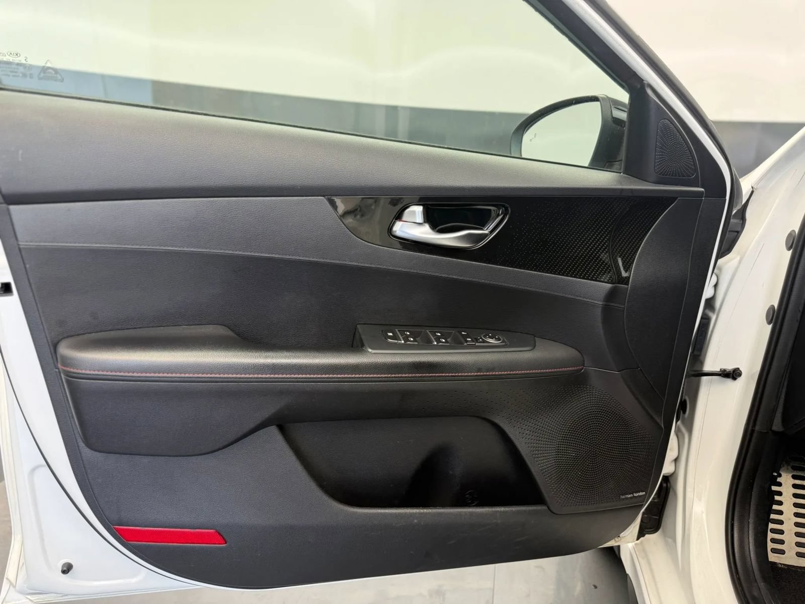 Used 2021 Kia Forte GT w/ GT2 Package FWD image 17