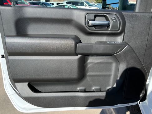 New 2025 Chevrolet Silverado 3500 W/T image 11