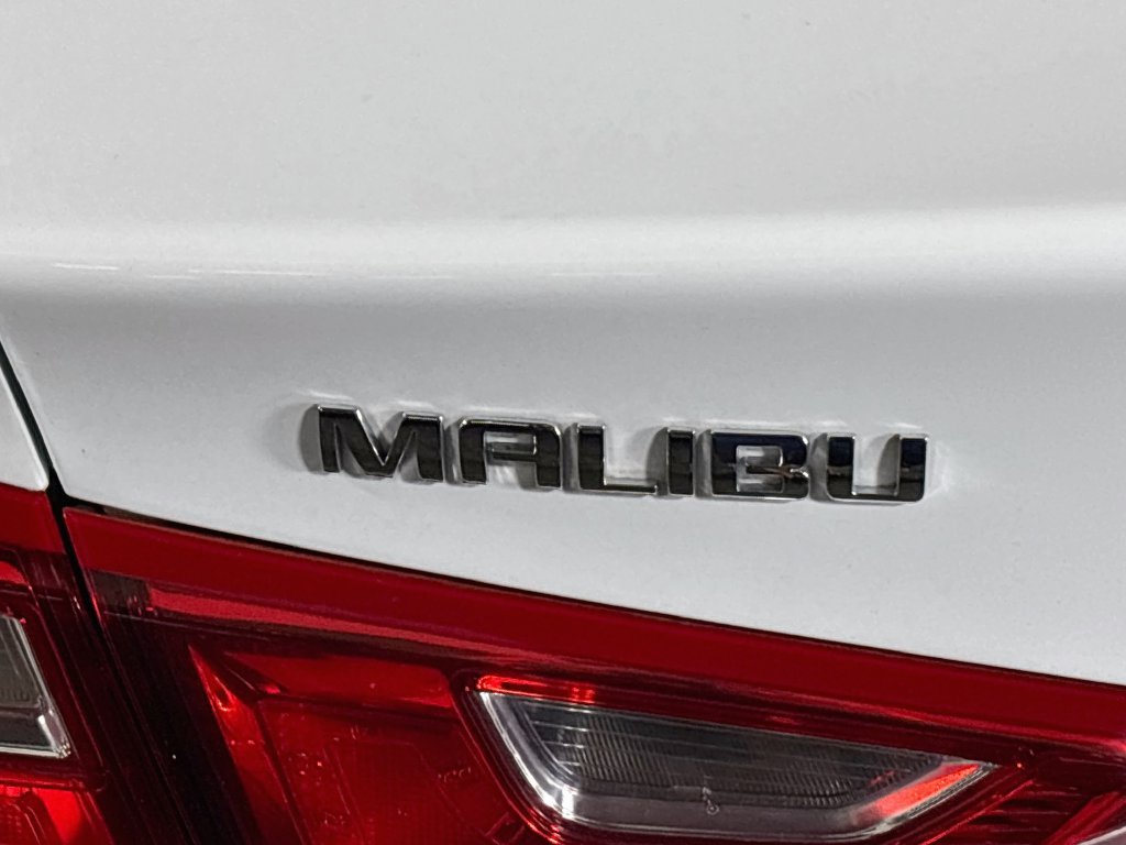 Used 2023 Chevrolet Malibu LT FWD image 22