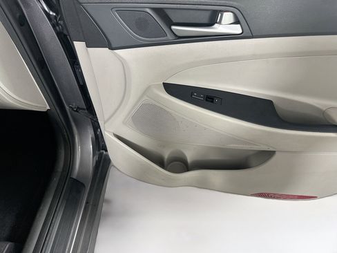 Used 2020 Hyundai Tucson Value FWD image 30