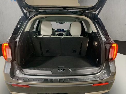 New 2026 Ford Explorer Active w/ Active Comfort Package image 18