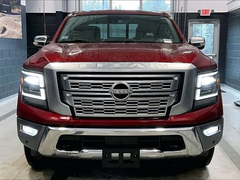 Used 2024 Nissan Titan Platinum Reserve w/ Moonroof Package image 2