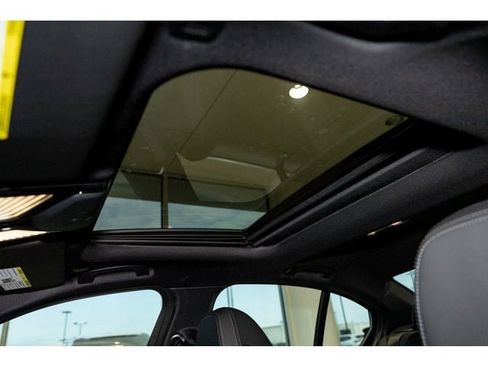 New 2025 BMW 330i xDrive Sedan w/ Convenience Package image 60