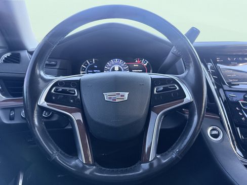 Used 2018 Cadillac Escalade Premium Luxury image 63