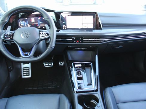 Certified 2023 Volkswagen Golf 20th Anniversary Edition image 18