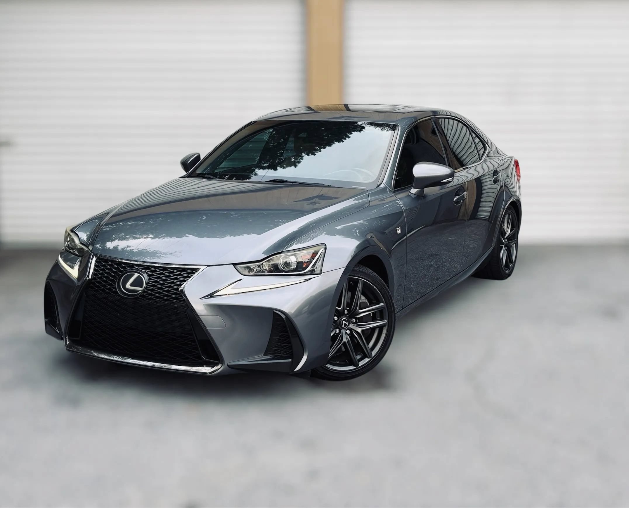 Used 2017 Lexus IS 200t F Sport w/ F Sport Package RWD image 1