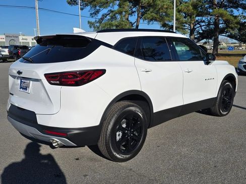 New 2026 Chevrolet Blazer LT image 5