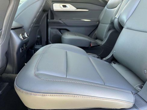 New 2025 Ford Explorer Active w/ Active Comfort Package image 20