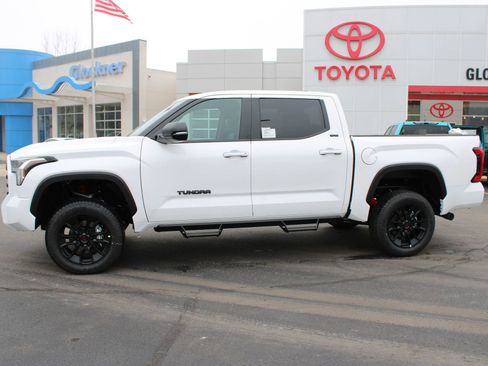 New 2026 Toyota Tundra SR5 image 12