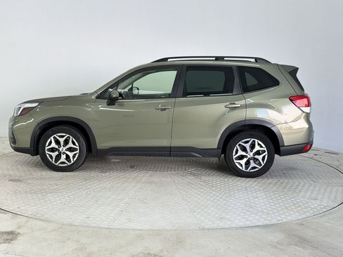 Used 2021 Subaru Forester Premium w/ Popular Package #1 AWD/4WD image 2