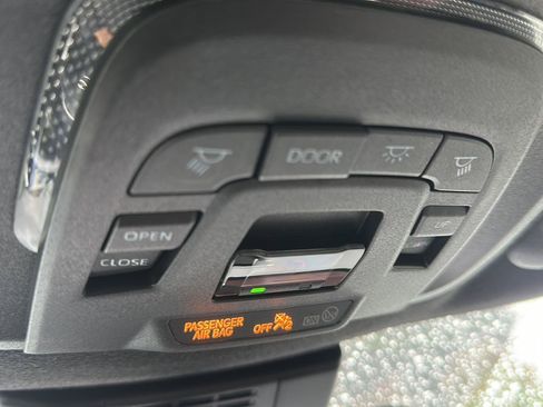 Used 2026 Toyota Corolla XSE FWD image 15