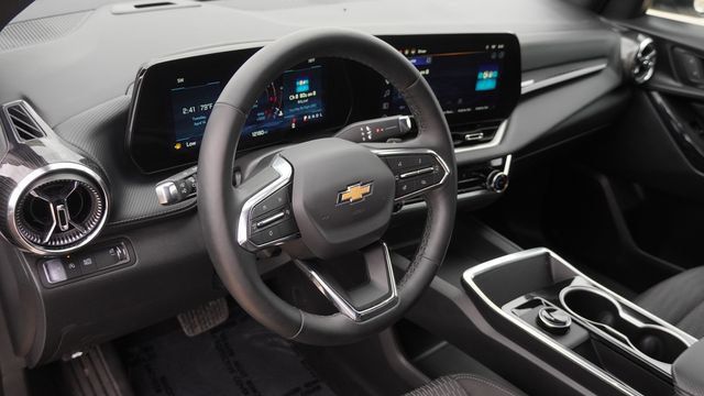 Used 2026 Chevrolet Equinox LT FWD image 19