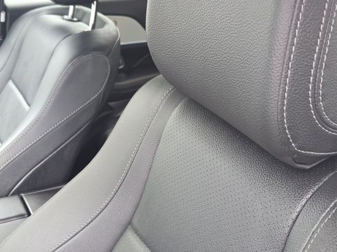 Used 2025 Mercedes-Benz GLS 450 4MATIC image 17