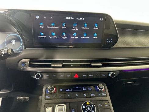 Certified 2025 Hyundai Palisade Limited image 41