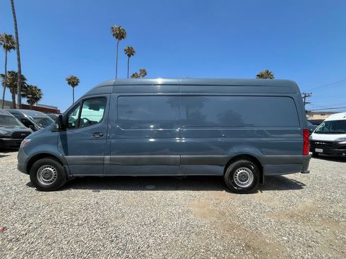 Used 2019 Mercedes-Benz Sprinter 170 image 10