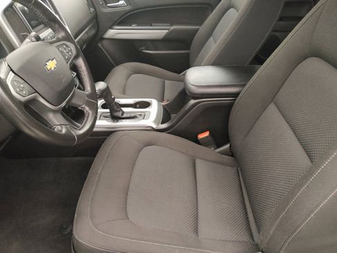 Used 2019 Chevrolet Colorado LT w/ LT Convenience Package RWD image 17